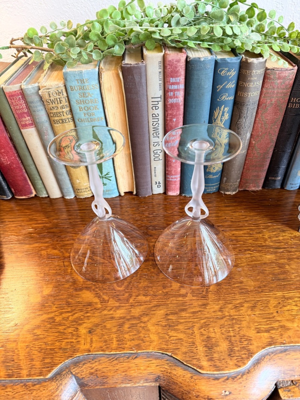 Vintage French Bayrel Crystal Martini Coupes with Frosted Nude Stem- Pair - Picture 6 of 16